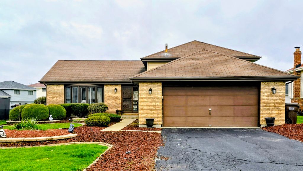 22709 Jamie Court, Richton Park, IL 60471