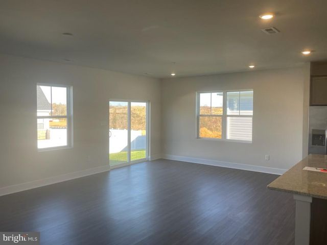 10188 SHENANDOAH LN, White Plains, MD 20695