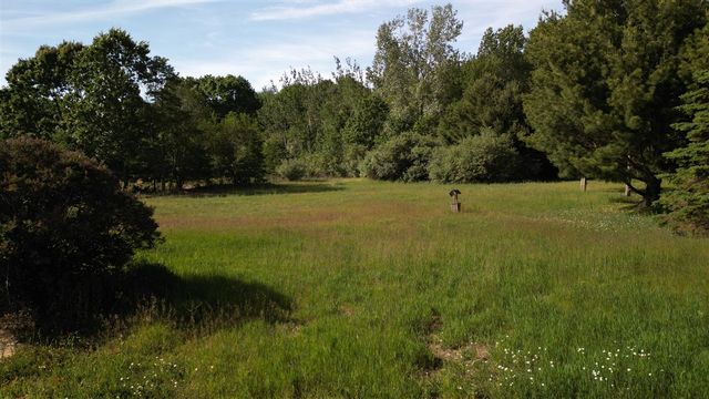 6829 Dale Court, Fennville, MI 49408