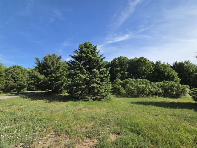 6829 Dale Court, Fennville, MI 49408