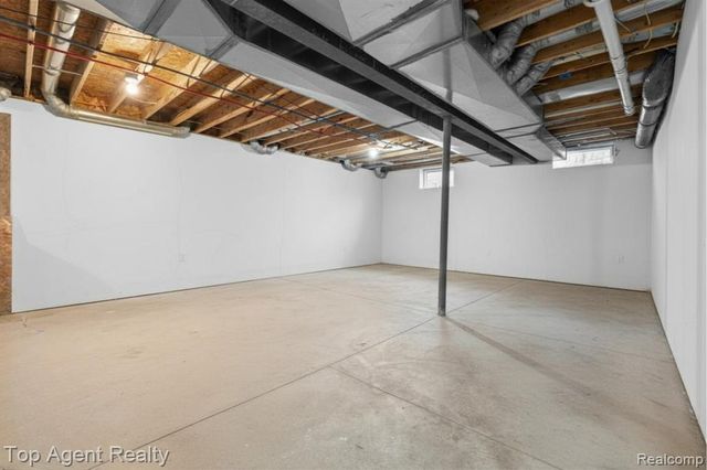 36738 Vine Drive, Sterling Heights, MI 48312