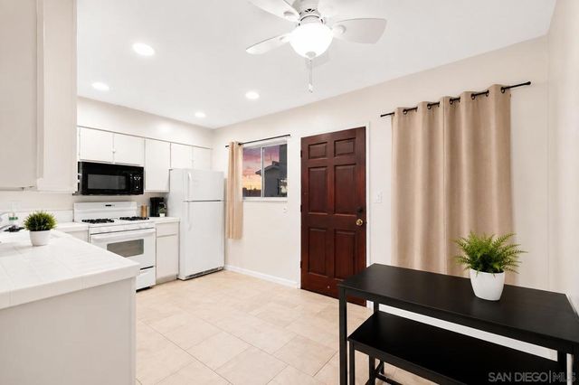 4875 Cole 61, San Diego, CA 92117
