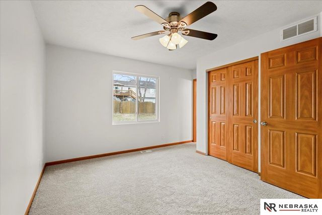 16530 Burdette Street, Omaha, NE 68116