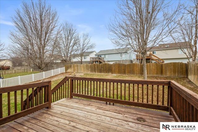 16530 Burdette Street, Omaha, NE 68116