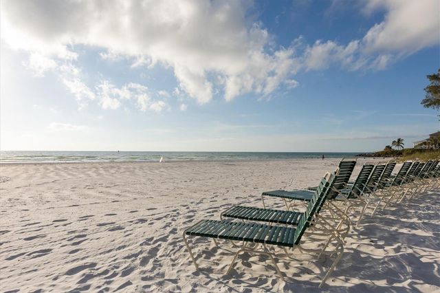 19 WHISPERING SANDS DRIVE 106, Sarasota, FL 34242