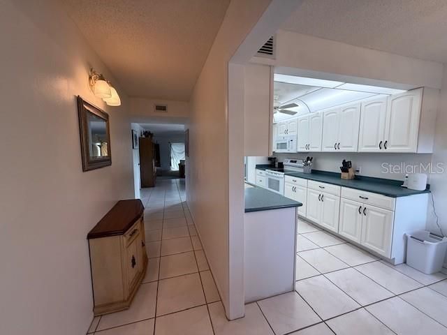19 WHISPERING SANDS DRIVE 106, Sarasota, FL 34242