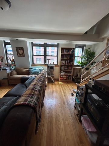 867 W Buckingham Place 3, Chicago, IL 60657