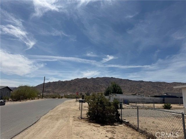 6667 Desert Queen, Twentynine Palms, CA 92277