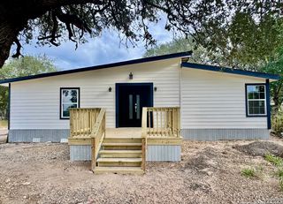 1200 Red Gate, San Antonio, TX 78264