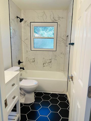 928 Chestwood Avenue, Leon, FL 32303