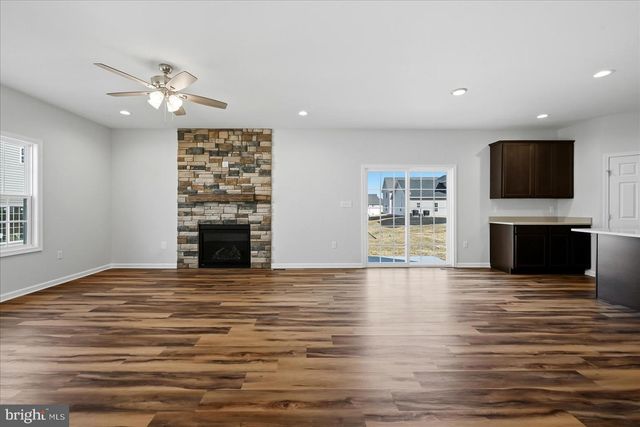 102 BROCKHAM CT, Winchester, VA 22602