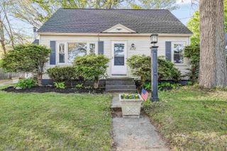 232 Seames Drive, Manchester, NH 03103