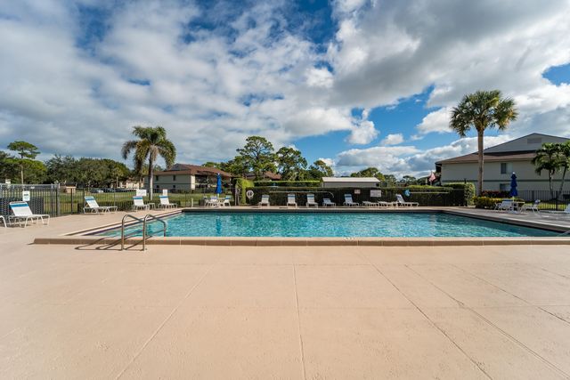 6341 Chasewood Drive D, Jupiter, FL 33458