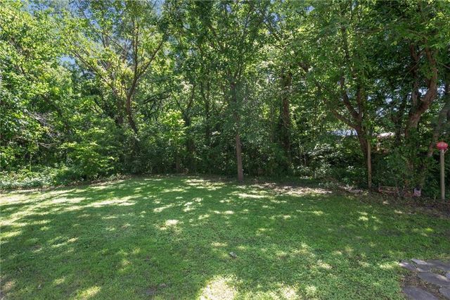 125 Gould Street, Tonganoxie, KS 66086