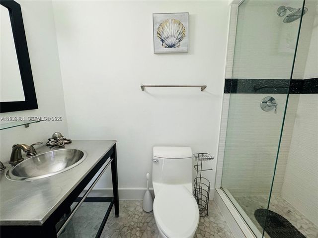 1987 NE 123rd St, North Miami, FL 33181