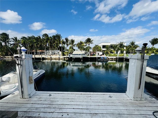 1987 NE 123rd St, North Miami, FL 33181
