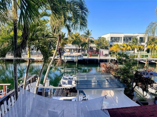 1987 NE 123rd St, North Miami, FL 33181