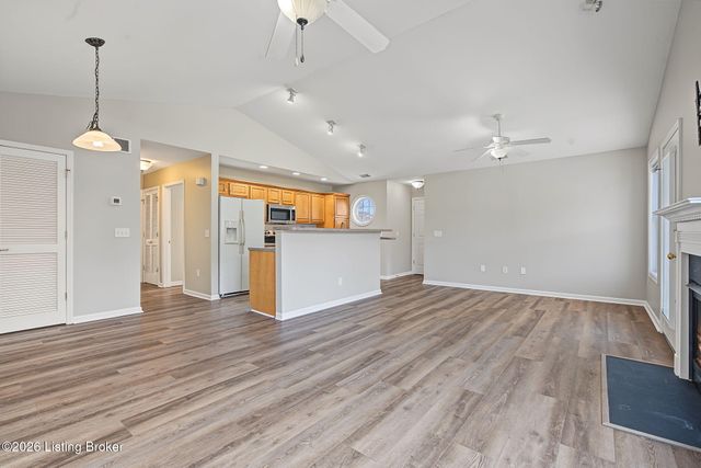 6517 Brook Bend Way 228, Louisville, KY 40229