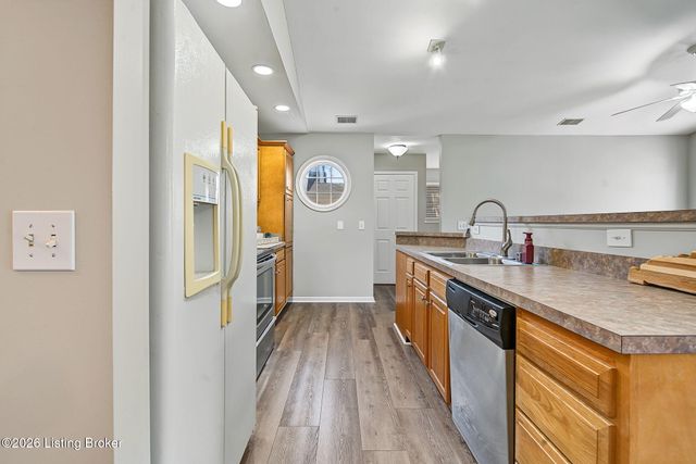 6517 Brook Bend Way 228, Louisville, KY 40229