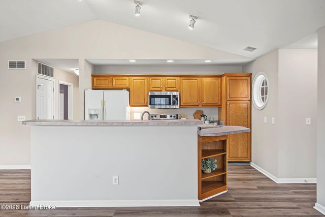 6517 Brook Bend Way 228, Louisville, KY 40229
