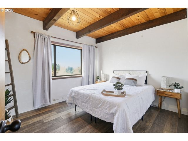 31149 CAMAS SWALE Rd, Creswell, OR 97426