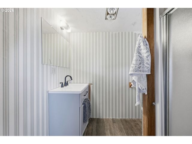 31149 CAMAS SWALE Rd, Creswell, OR 97426