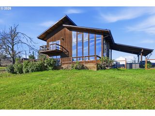 31149 CAMAS SWALE Rd, Creswell, OR 97426