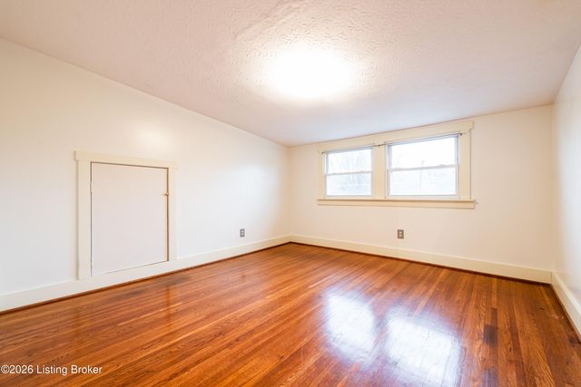 1212 Pindell Ave, Louisville, KY 40217