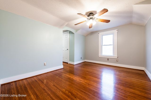 1212 Pindell Ave, Louisville, KY 40217