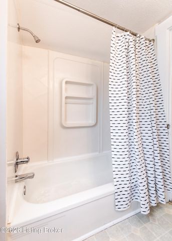 1212 Pindell Ave, Louisville, KY 40217