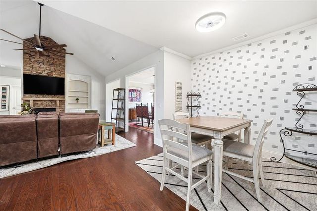 6680 Bransford Drive, Cumming, GA 30040