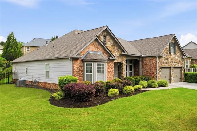6680 Bransford Drive, Cumming, GA 30040