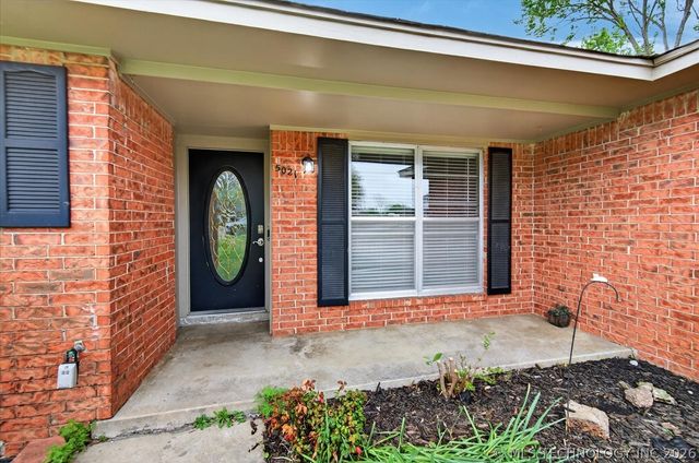 5021 Macklyn Court, Bartlesville, OK 74006