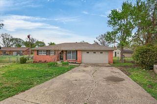 5021 Macklyn Court, Bartlesville, OK 74006