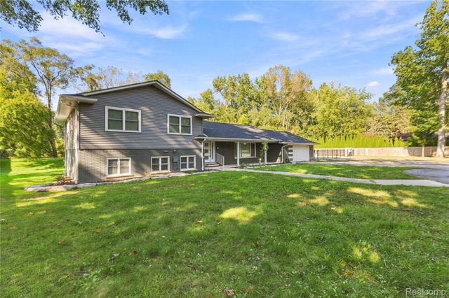 15879 Millar Road, Clinton Charter Township, MI 48036