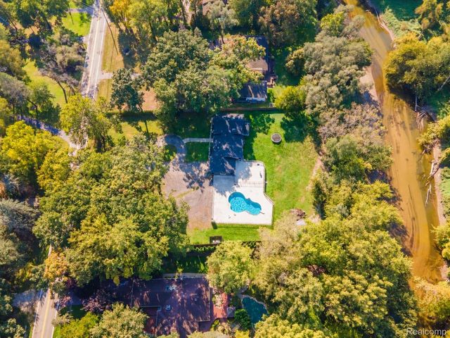 15879 Millar Road, Clinton Charter Township, MI 48036