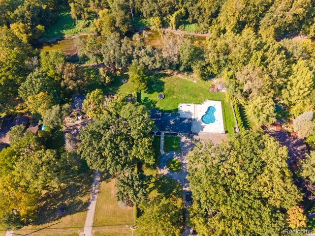 15879 Millar Road, Clinton Charter Township, MI 48036