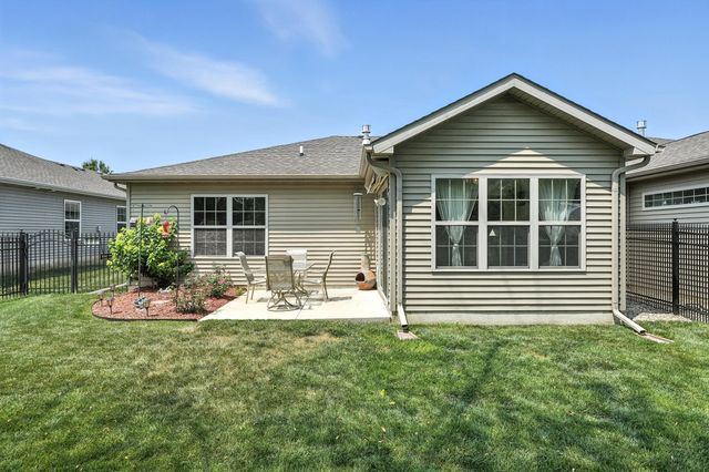 5527 Maggie Mae Court, Crown Point, IN 46307