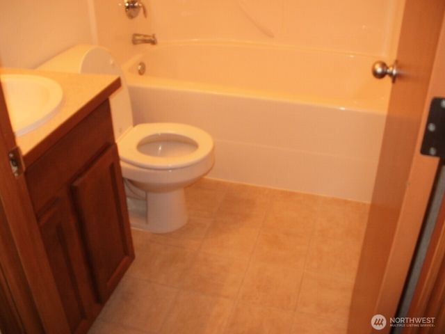 7229 Vandermark Road E, Bonney Lake, WA 98391