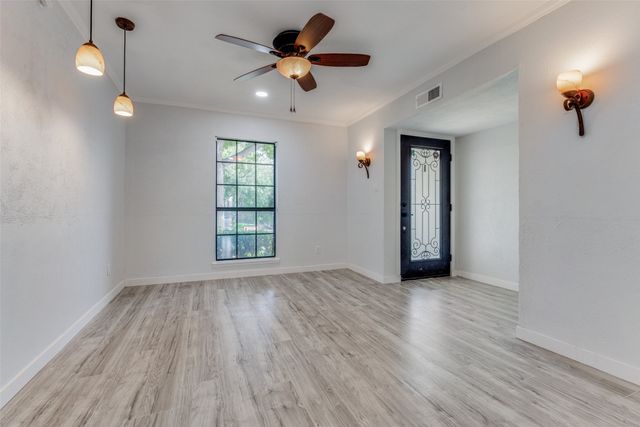 5620 Treese Street, The Colony, TX 75056