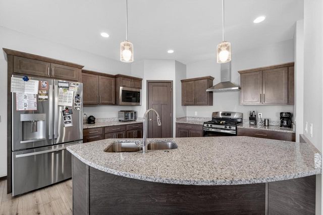 7803 Autumn Blaze Trail, Deforest, WI 53532