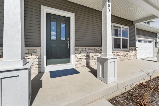 7803 Autumn Blaze Trail, Deforest, WI 53532