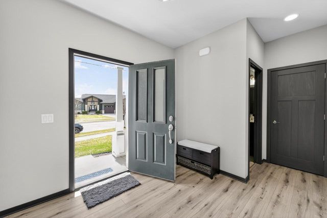 7803 Autumn Blaze Trail, Deforest, WI 53532