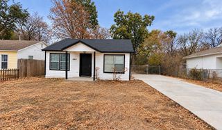 8413 White Settlement Road, White Settlement, TX 76108