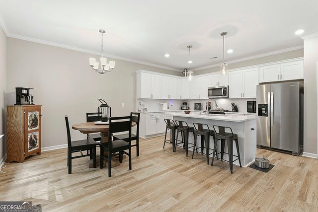 77 Portico Place, Newnan, GA 30265