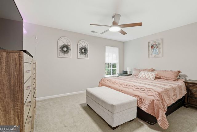 77 Portico Place, Newnan, GA 30265