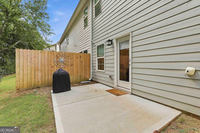 77 Portico Place, Newnan, GA 30265