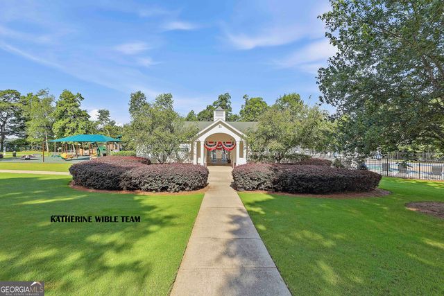 77 Portico Place, Newnan, GA 30265