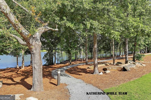 77 Portico Place, Newnan, GA 30265