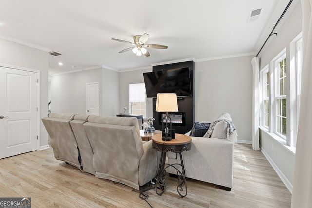 77 Portico Place, Newnan, GA 30265